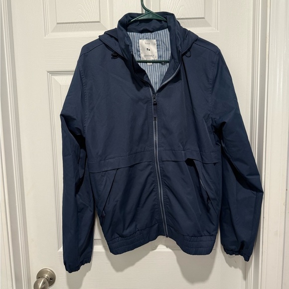 Free Assembly Men's Bomber Jacket with Hidden Hood Size Small. - Picture 3 of 7